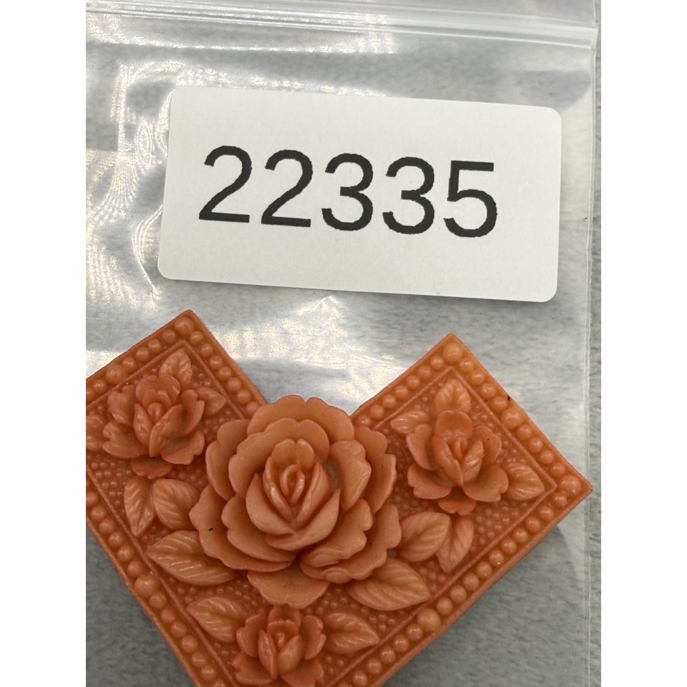 Vintage Celluloid Brooch Molded Orange Flower - Picture 6 of 6
